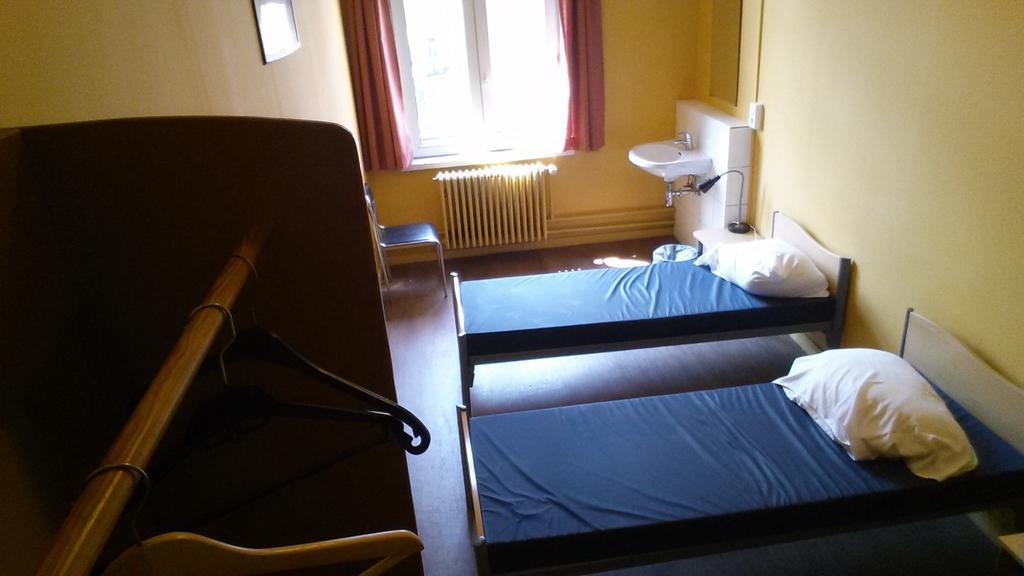 Van Gogh Youth Hostel City Centre Βρυξέλλες Εξωτερικό φωτογραφία