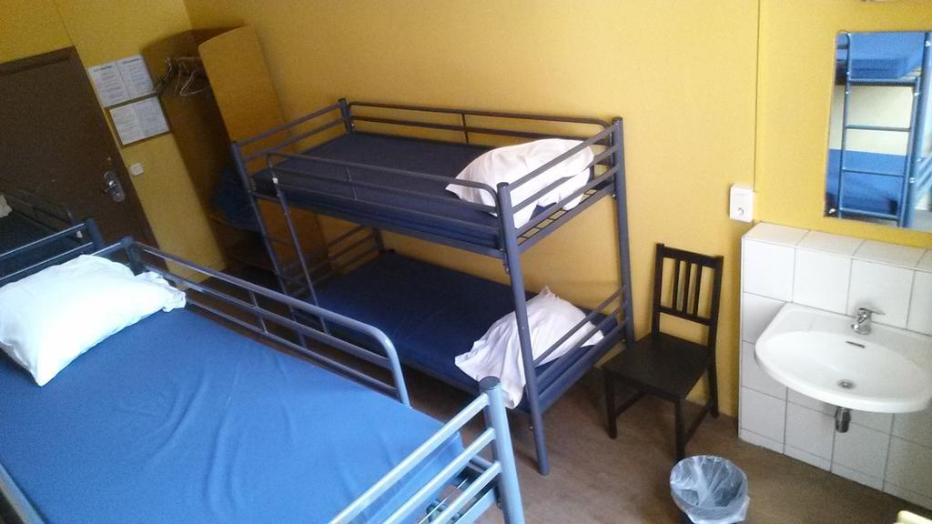 Van Gogh Youth Hostel City Centre Saint-Josse-ten-Noode Εξωτερικό φωτογραφία