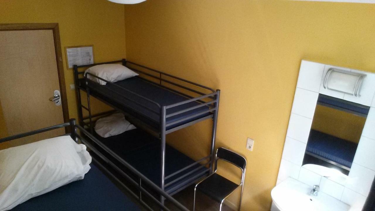Van Gogh Youth Hostel City Centre Saint-Josse-ten-Noode Εξωτερικό φωτογραφία