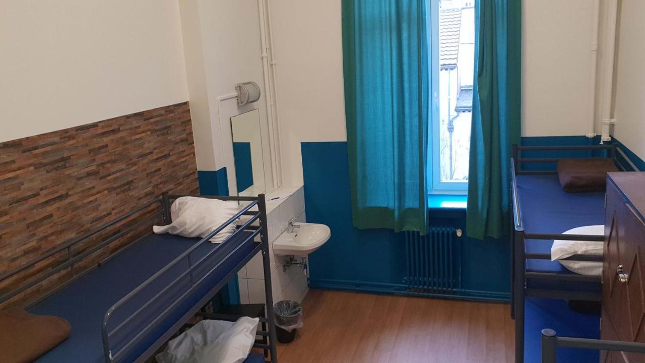 Van Gogh Youth Hostel City Centre Saint-Josse-ten-Noode Εξωτερικό φωτογραφία